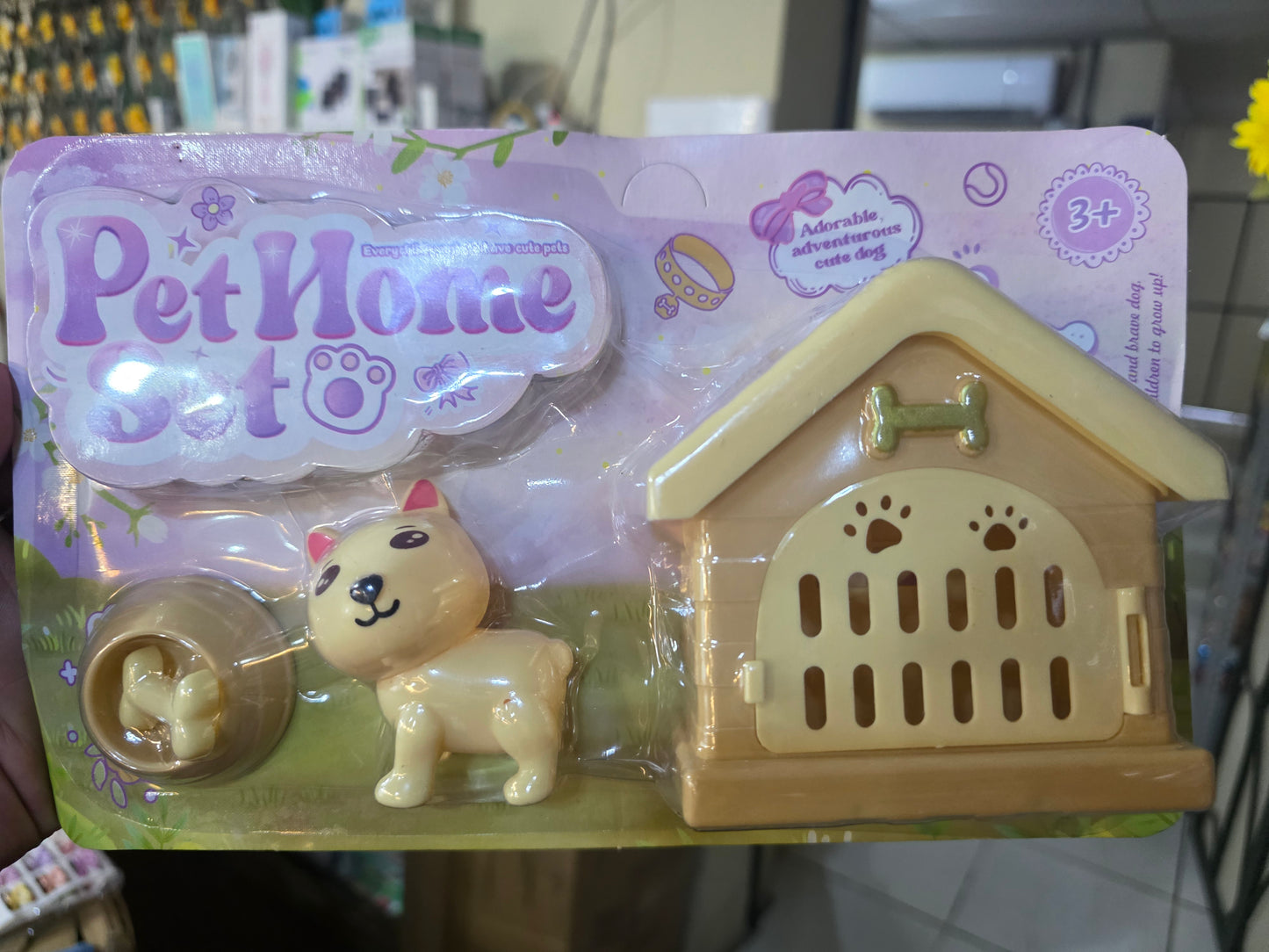 Casa plastica con perrito